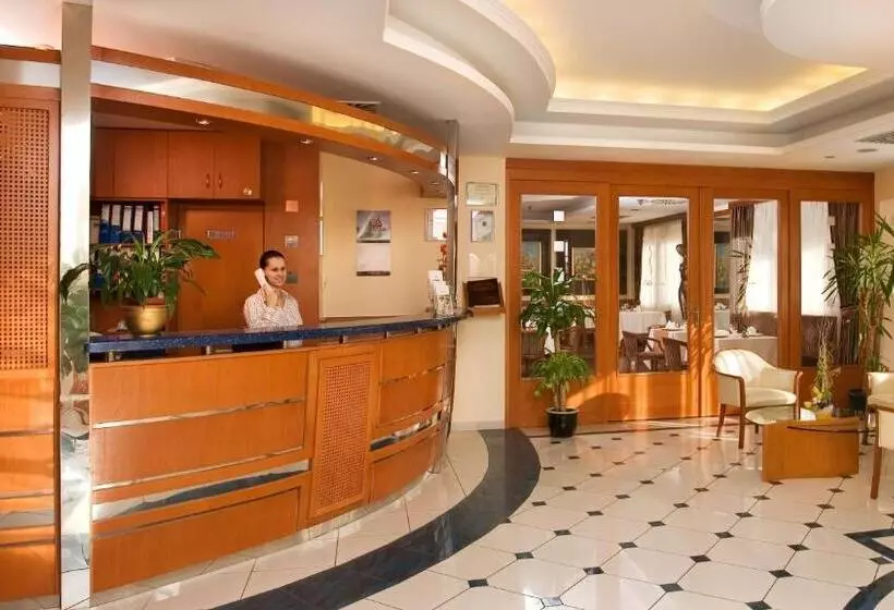 Fotos del hotel Kálvária:  3