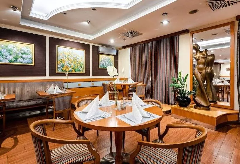 Fotos del hotel Kálvária:  24