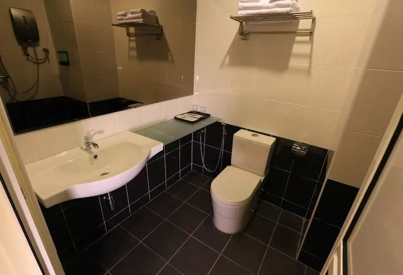 Fotos del hotel Supreme:  4