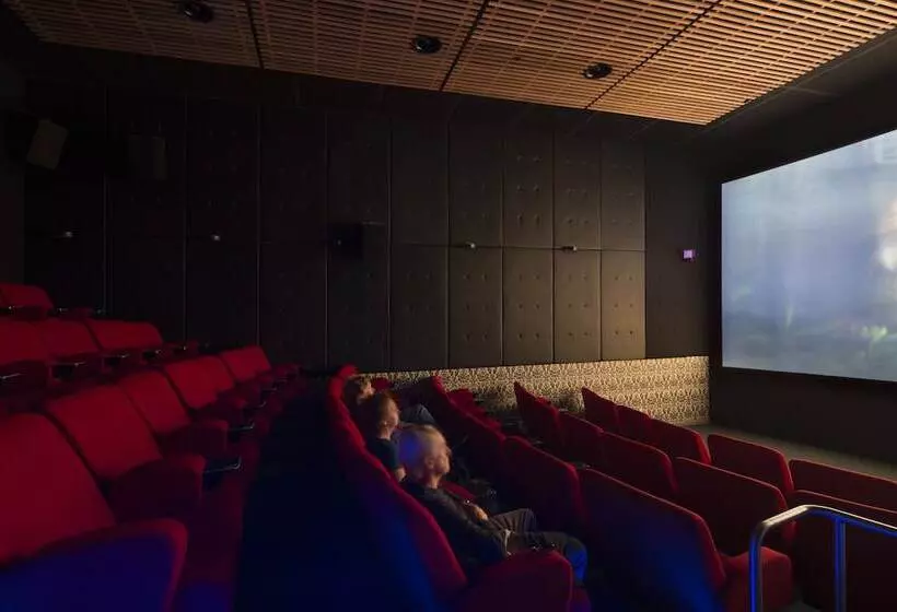 Fotos del hotel The Cinema Suites:  22