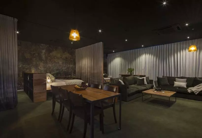 Fotos del hotel The Cinema Suites:  16