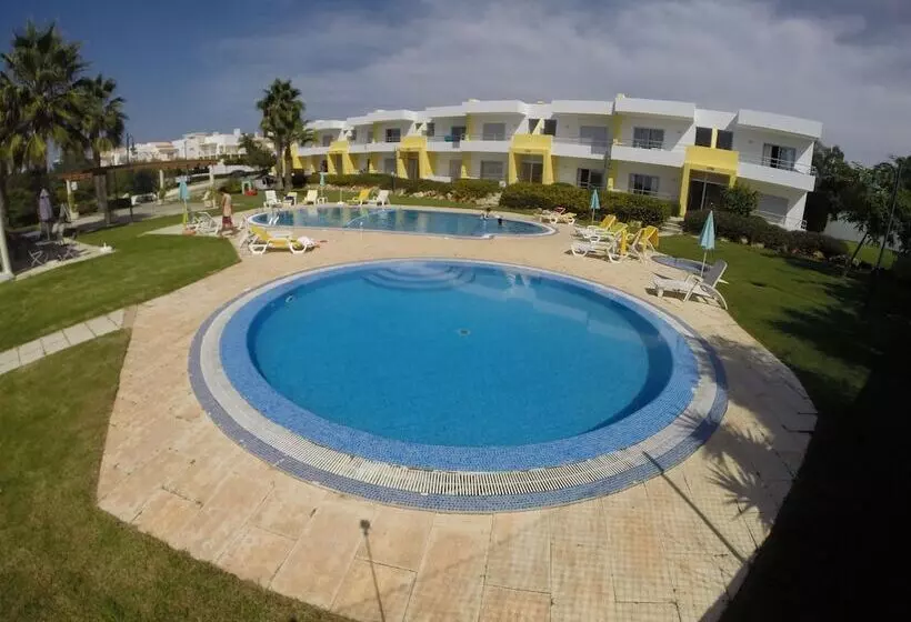 Fotos del hotel Apartamentos Santa Teresinha:  19