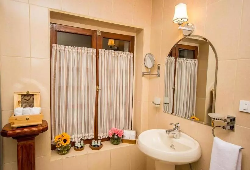 Fotos del hotel + Arte:  15
