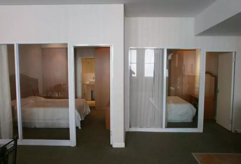 Fotos del hotel Glaston House 206 Apartment:  5