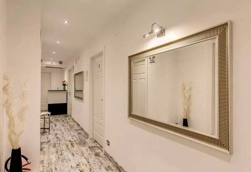 Fotos del hotel Colonna 18:  15