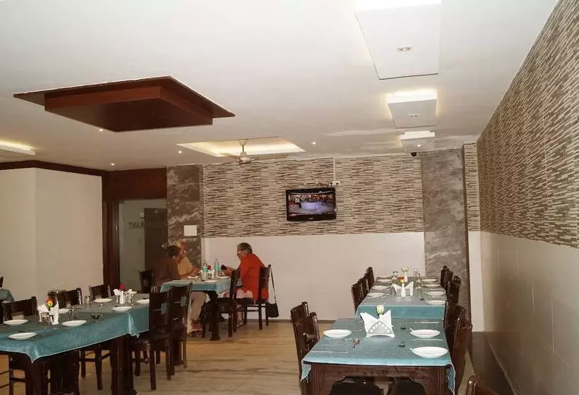 Fotos del hotel Optimum Sheela Inn @ Taj:  4