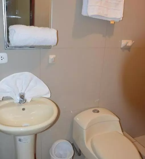Fotos del hotel Hostal Wasichay:  15