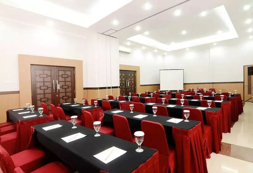 Fotos del hotel D'arcici Plumpang:  10