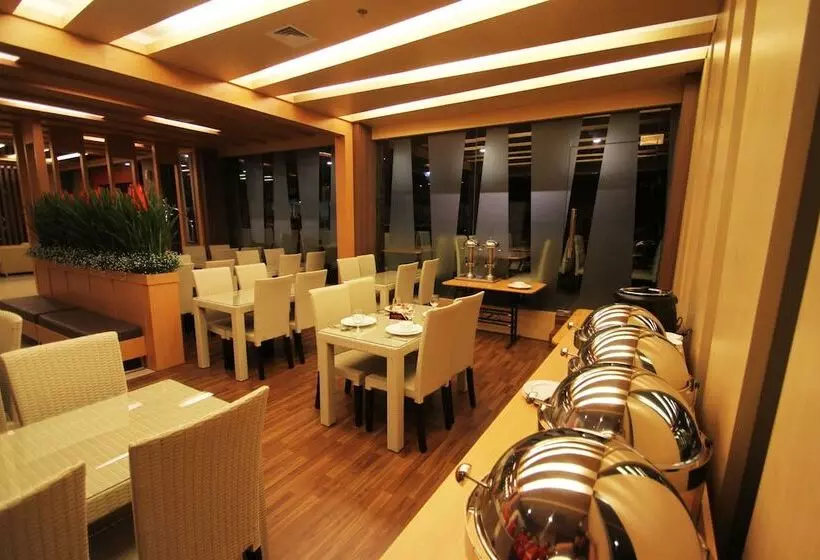Fotos del hotel The L  Entertainment:  11