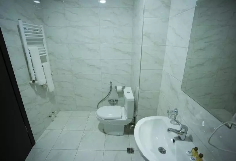 Fotos del hotel Batus:  13