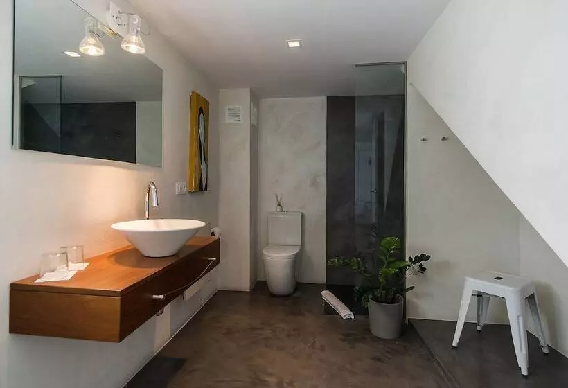 Fotos del hotel Cheap & Chic Hotel:  16