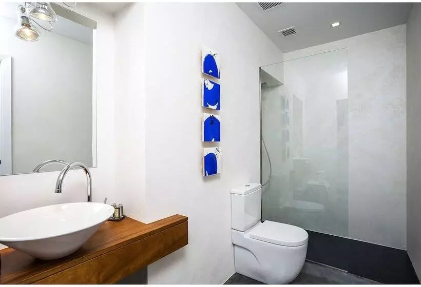 Fotos del hotel Cheap & Chic Hotel:  25