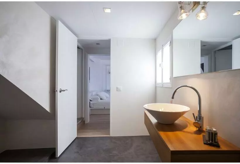 Fotos del hotel Cheap & Chic Hotel:  22