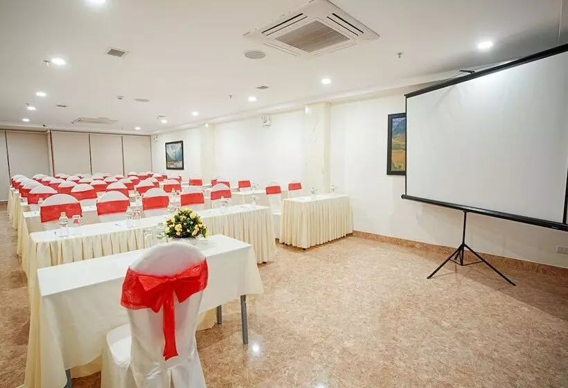 Fotos del hotel Titan Hotel Da Nang:  4