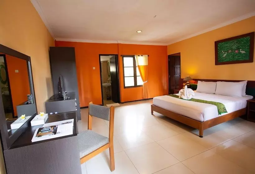 Fotos del hotel Royal Trawas  & Cottages:  2