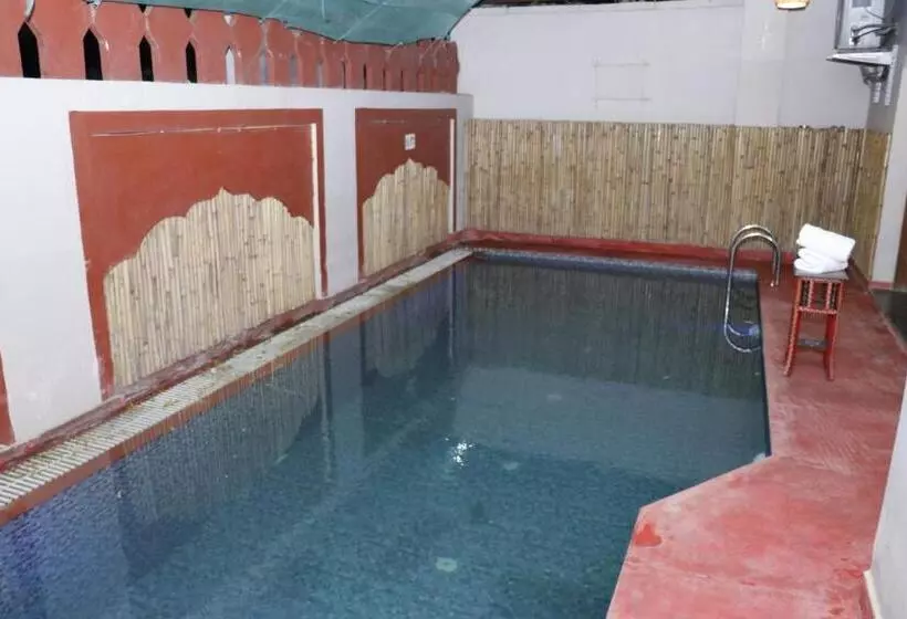 Fotos del hotel Taj Haveli  Agra:  2