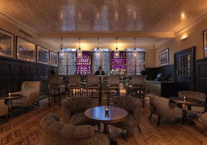 Fotos del hotel The Lalit London:  13