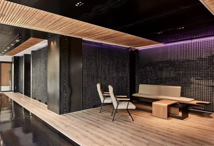 Fotos del hotel Ibis Styles Heraklion Central:  14