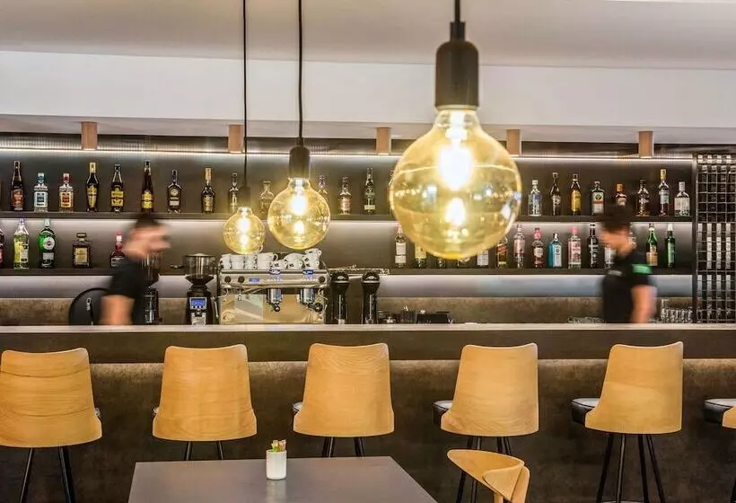 Fotos del hotel Ibis Styles Heraklion Central:  7