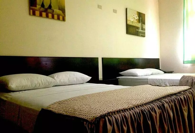 Fotos del hotel Residencial Cervantes:  5