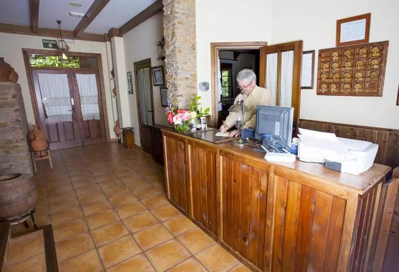 Fotos del hotel Rural Castúo H Cc 656:  3