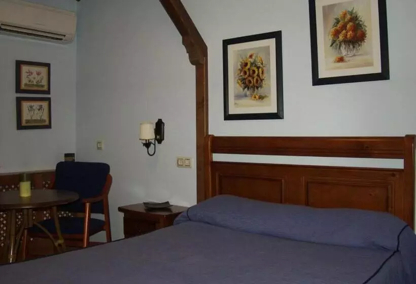 Fotos del hotel Rural Castúo H Cc 656:  15