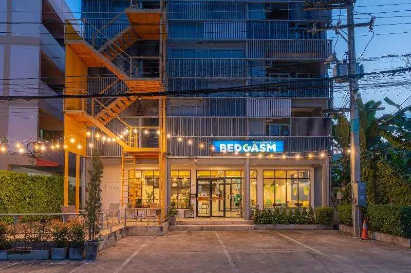 Fotos del hotel Bedgasm Poshtel X Café At Nimman:  13