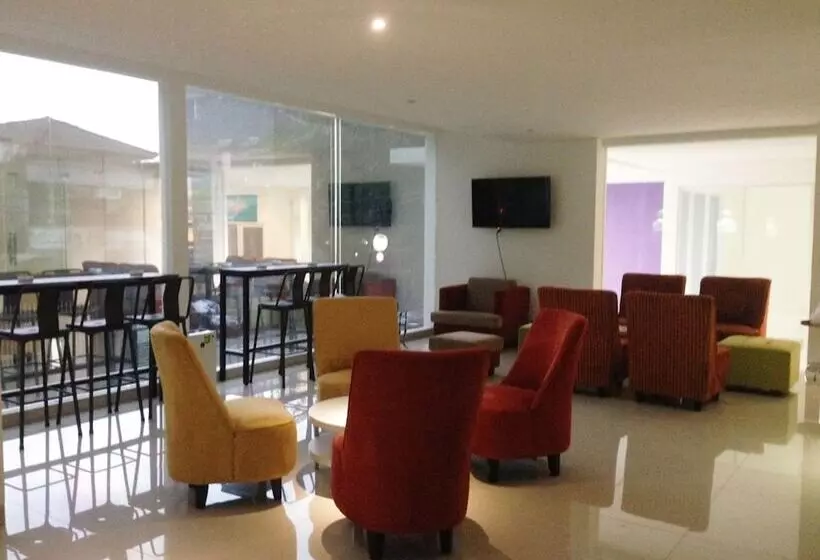 Fotos del hotel Petogogan Residence:  2