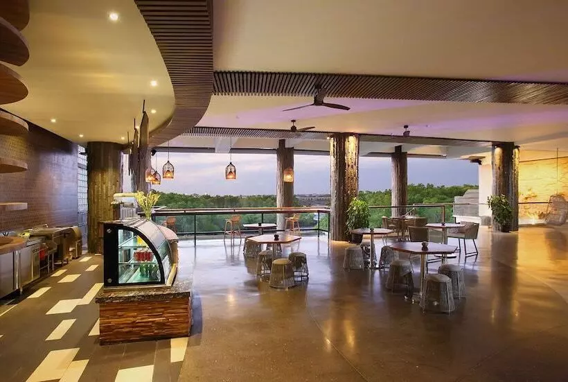Fotos del hotel The Crystal Luxury Bay Resort Nusa Dua:  15