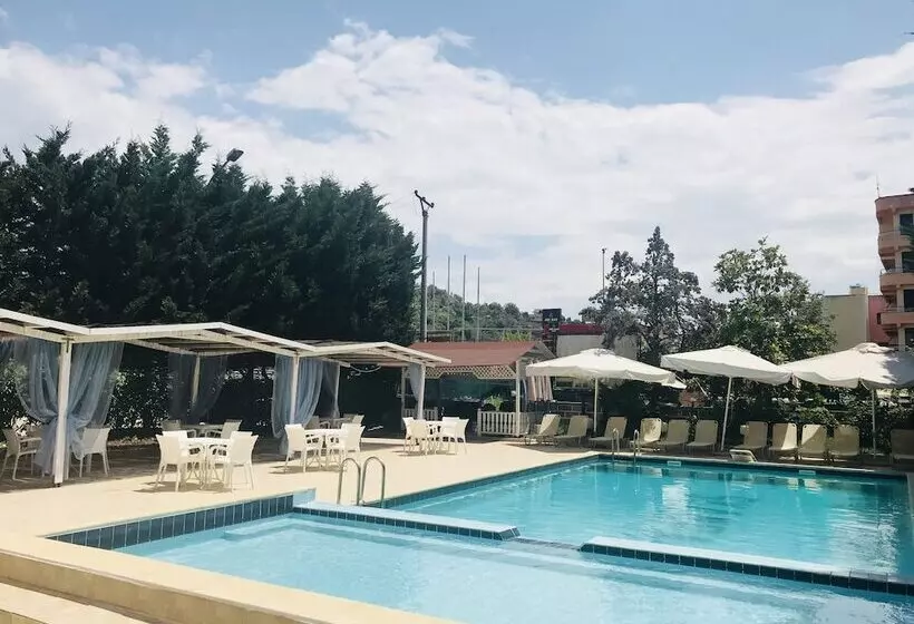 Fotos del hotel Skampa:  16