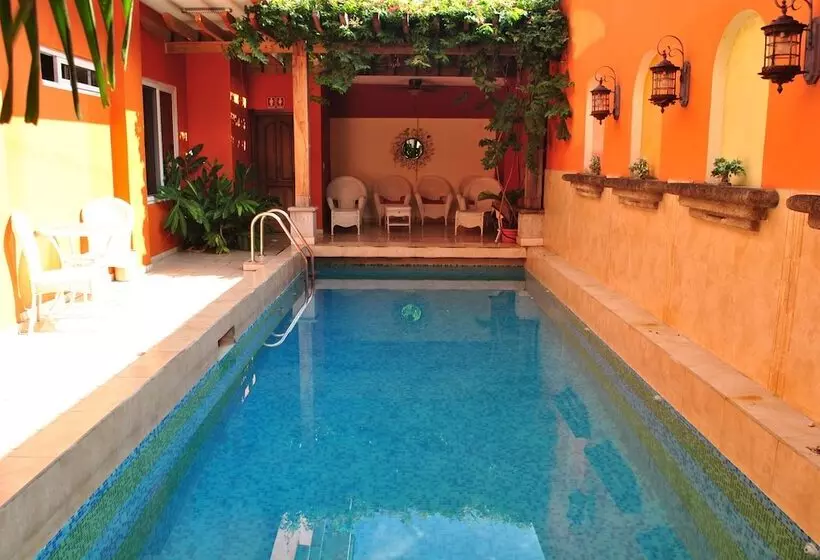 Fotos del hotel La Casa De Los Arcos Boutique:  2