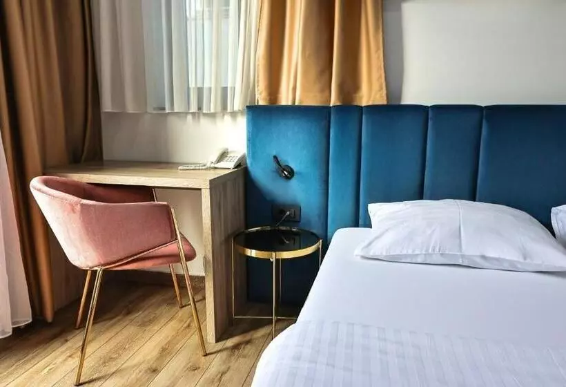 Fotos del hotel National:  22