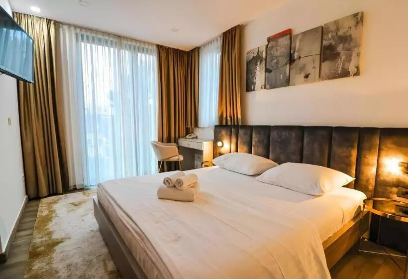 Fotos del hotel National:  17