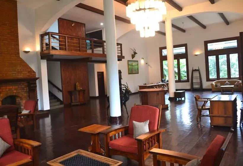 Fotos del hotel Oak Fields:  2