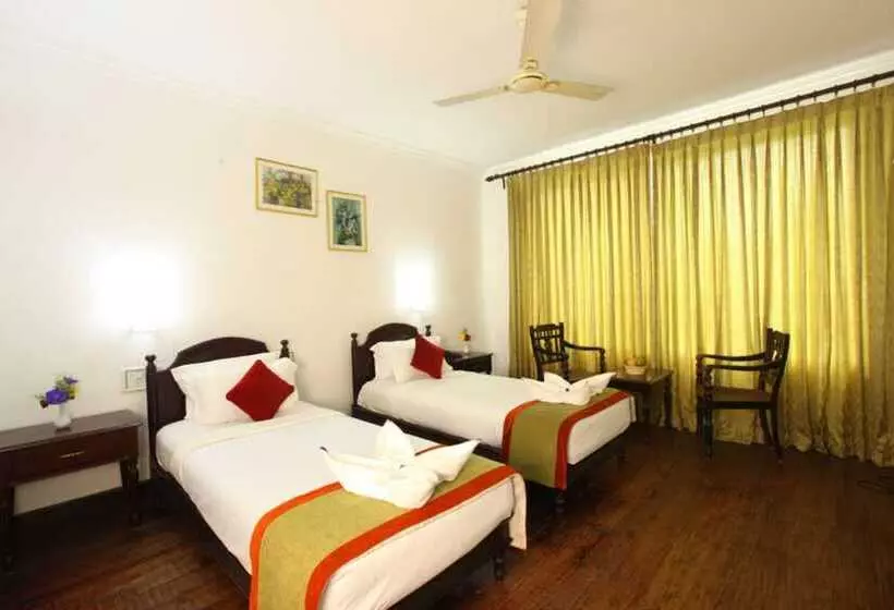 Fotos del hotel Oak Fields:  7