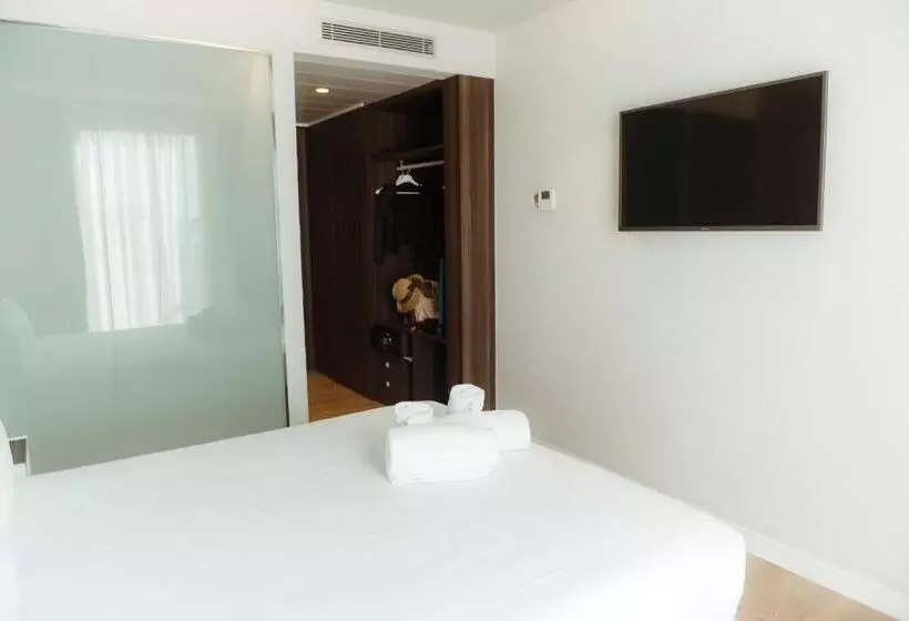 Fotos del hotel Arya Stadium:  25