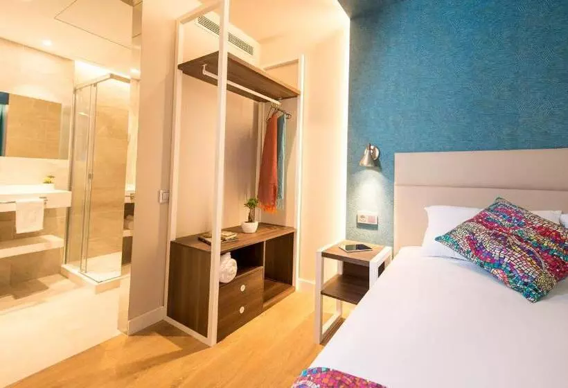 Fotos del hotel Arya Stadium:  21