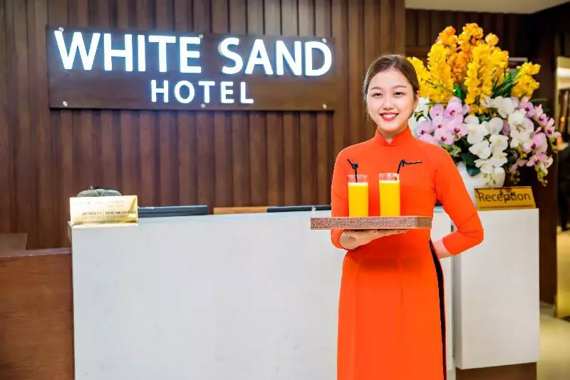 White Sand  & Apartment