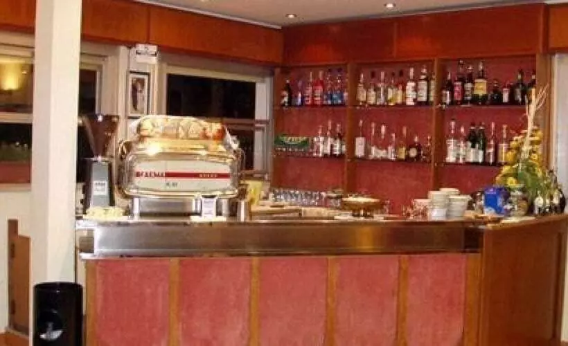 Fotos del hotel Rugantino:  5