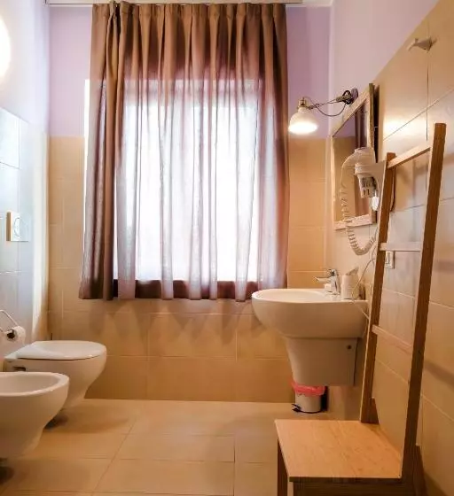 Fotos del hotel Albergo Trattoria Italia:  2