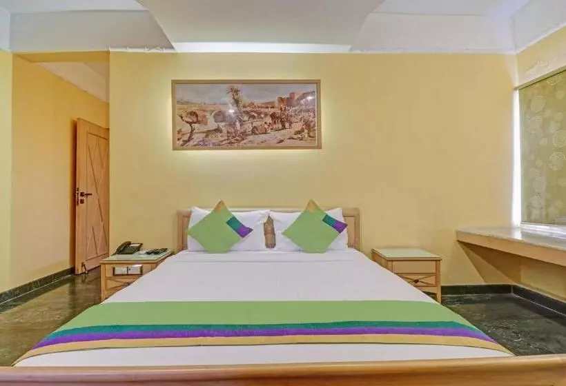 Fotos del hotel Treebo Trend Komfort Suites:  23