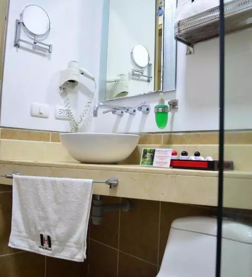 Fotos del hotel Merlott 70:  3