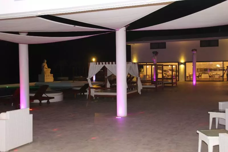 Fotos del hotel The Budha Beach:  21