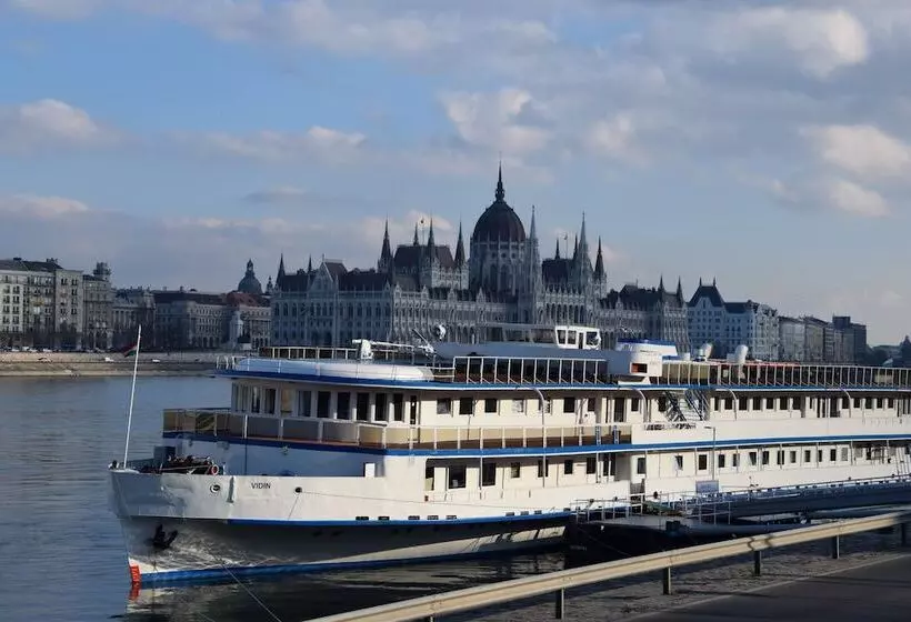 Fotos del hotel Grand Jules  Boat:  23