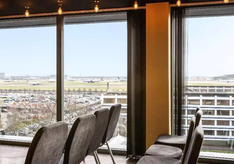 Fotos del hotel Novotel London Heathrow Airport T1 T2 And T3:  7