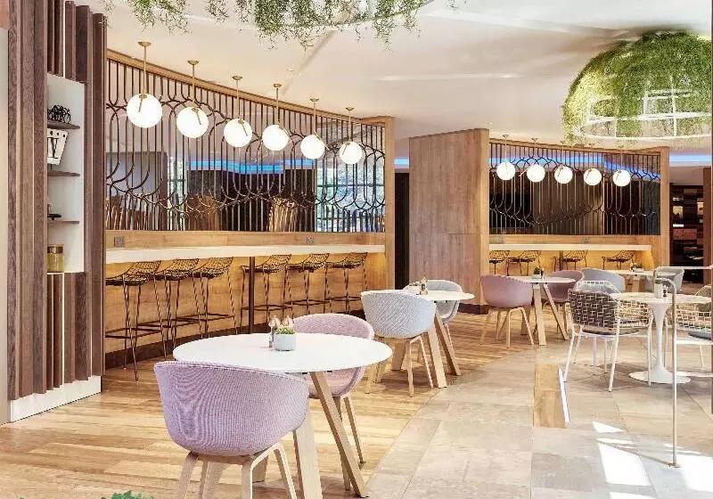 Fotos del hotel Novotel London Heathrow Airport T1 T2 And T3:  10