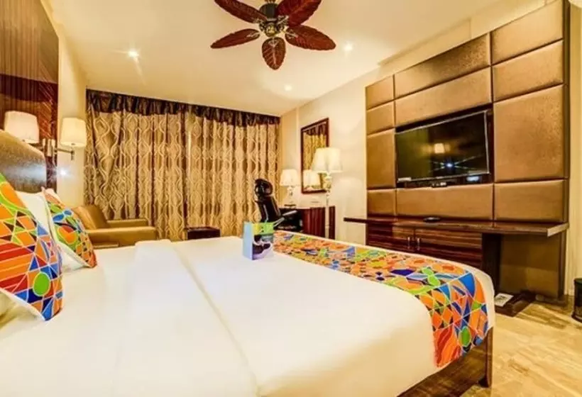 Fotos del hotel Fab Prime Sarala Crown Calangute Beach:  21