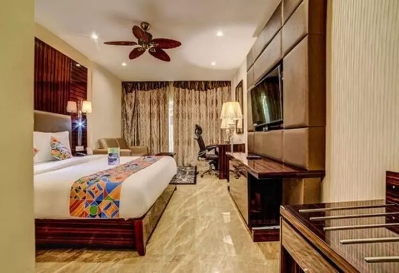 Fotos del hotel Fab Prime Sarala Crown Calangute Beach:  12