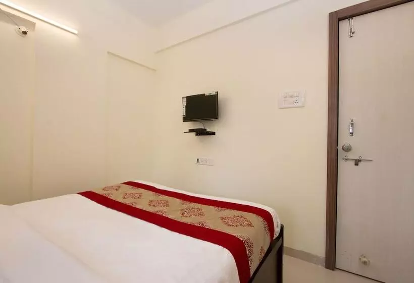 Fotos del hotel Oyo 9052 Leisurely Abode:  9