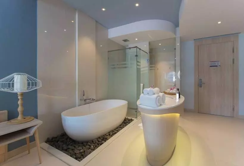 Fotos del hotel Beyond Patong  Sha Extra Plus:  20